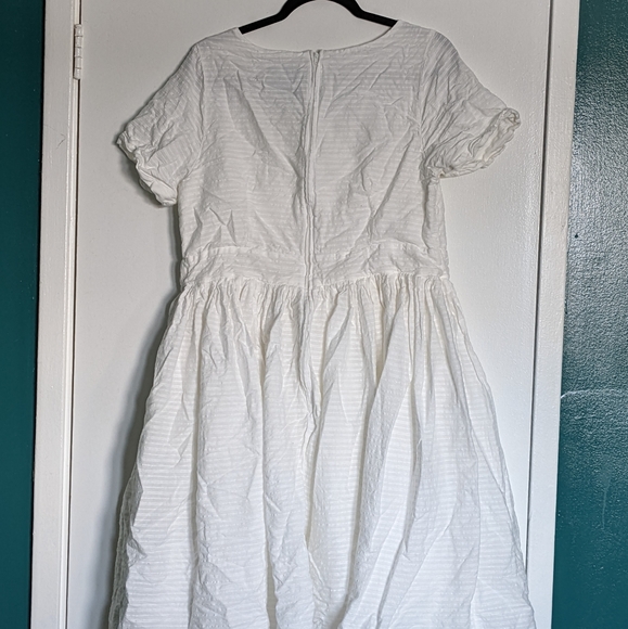 Modcloth midi-length vintage style fit and flare dress with pockets - Picture 2 of 2